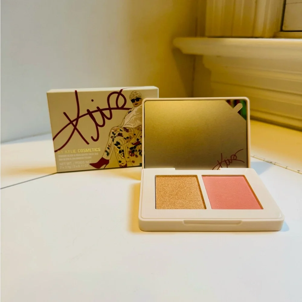 Kylie Cosmetics Gold and Pink Blush Palette